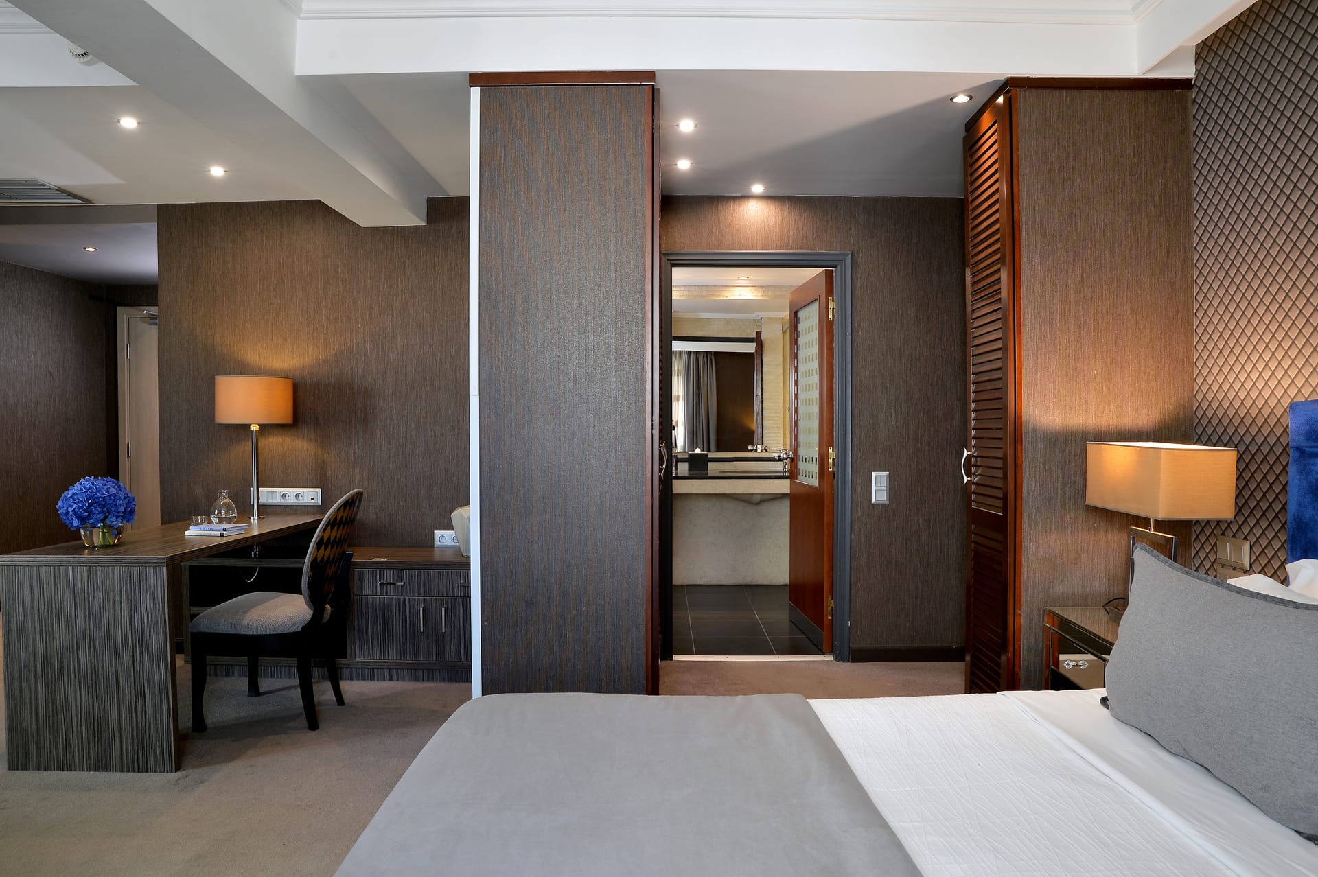 Airotel Alexandros Hotel - SENIRS - 11