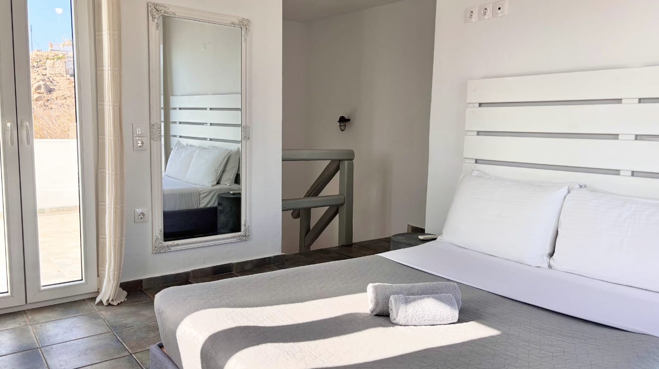 Amperian Mykonos - VILLAM - 35
