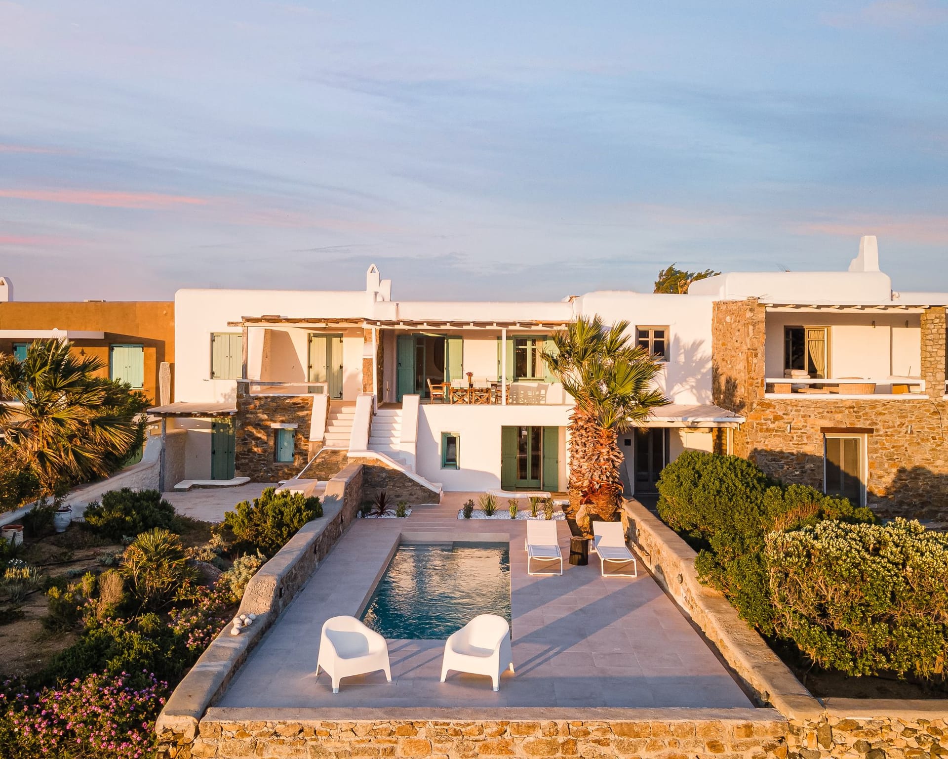 Bill & John Mykonos - HOLA - 10