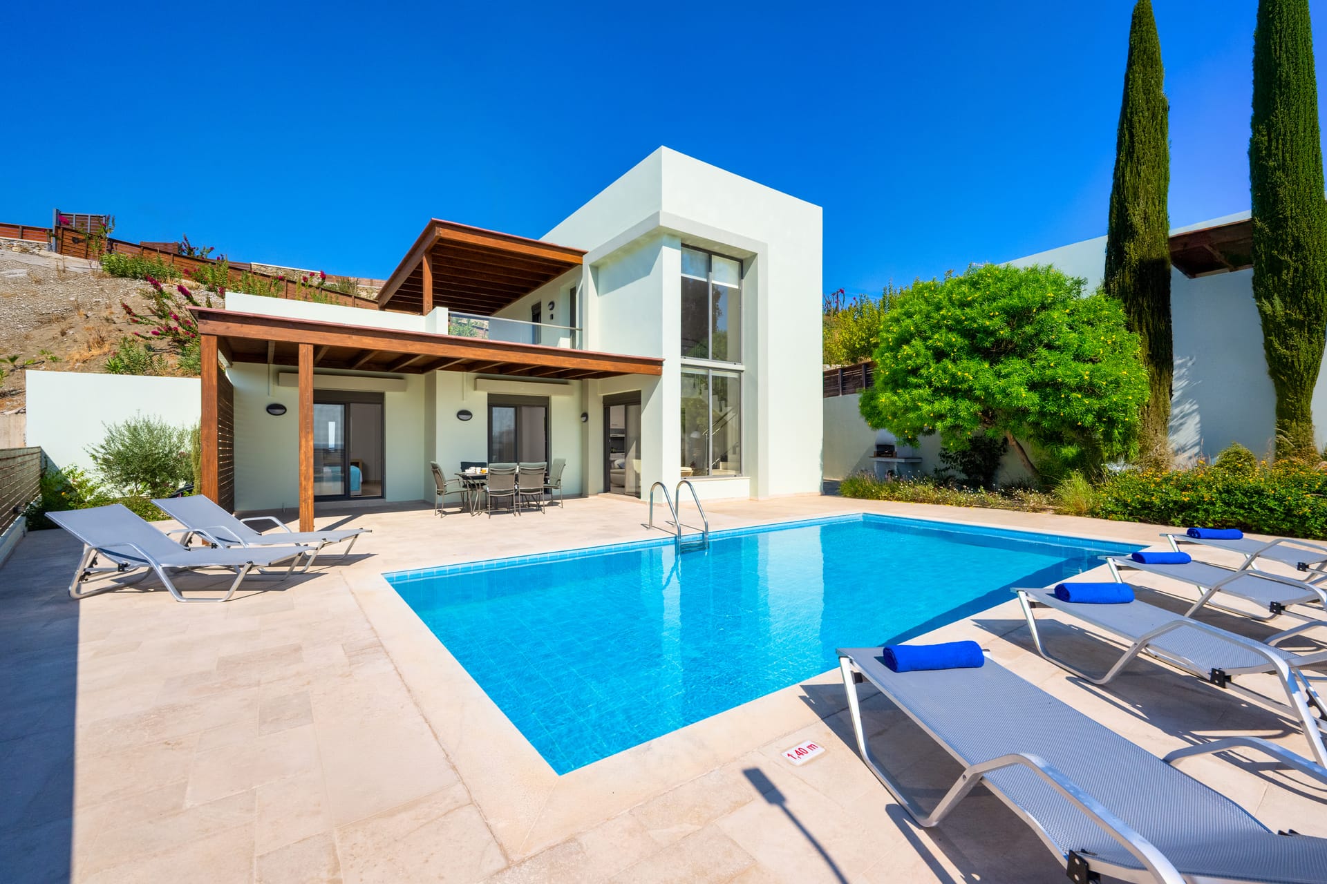 Gonos Villa D
