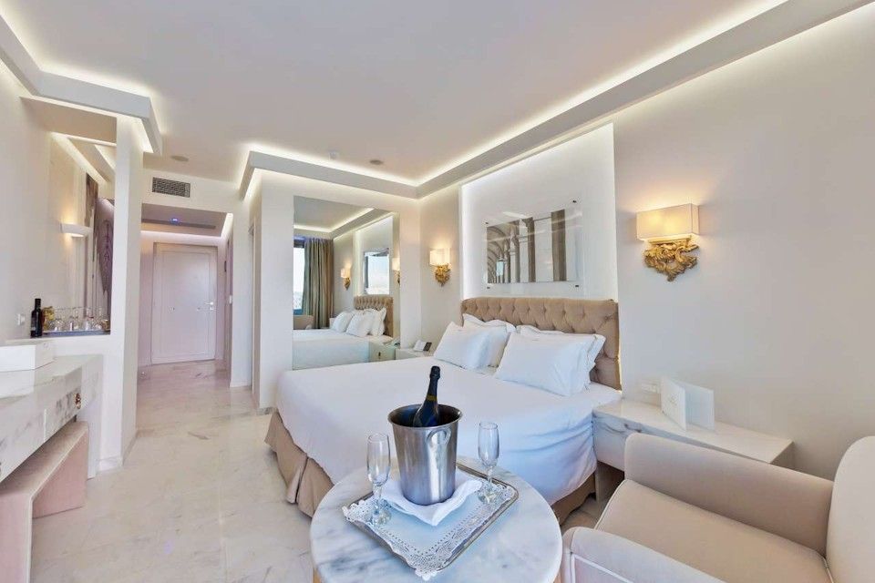 Royal Marmin Bay Boutique & Art Hotel - DLX - 5