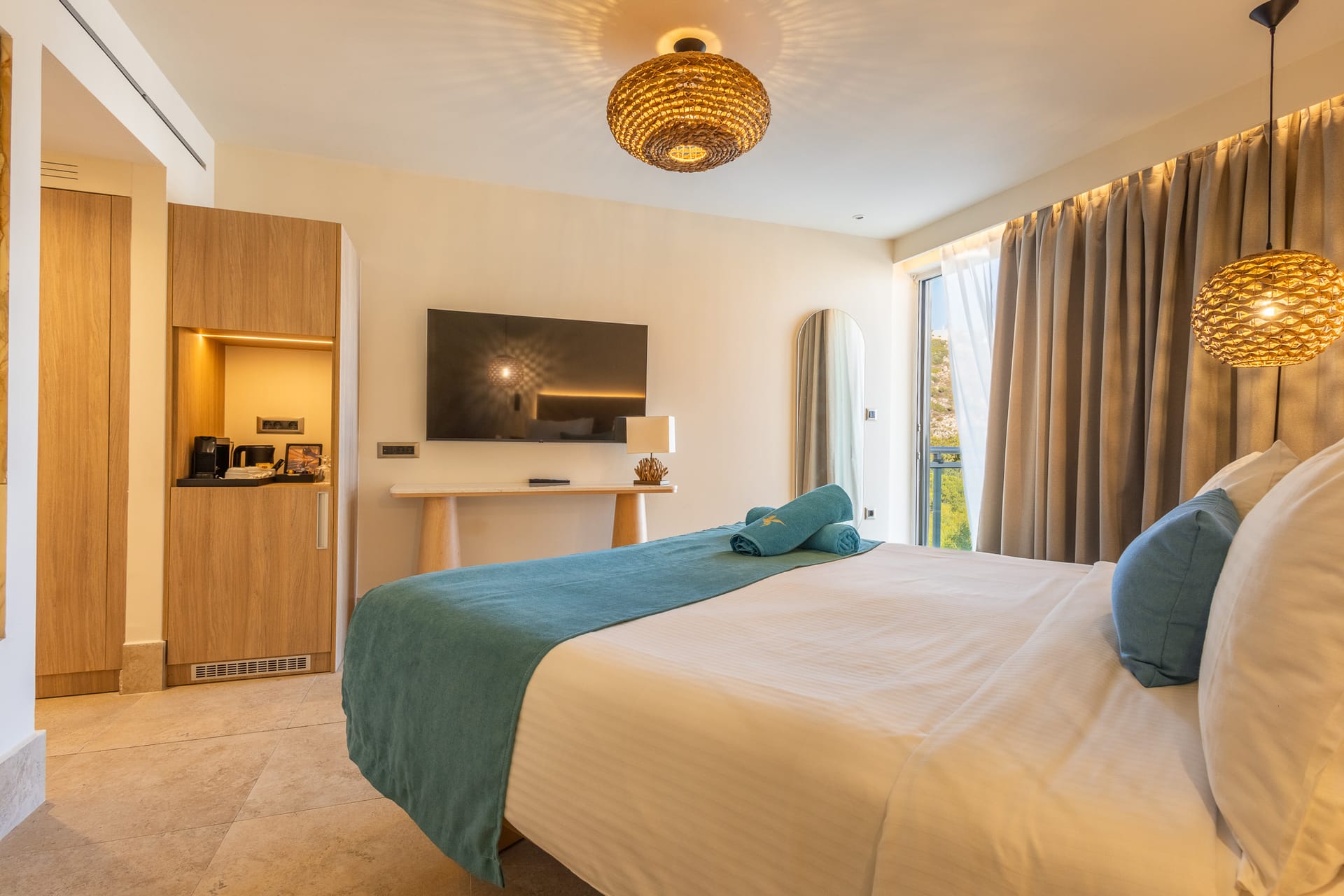 Executive | Grand Suite Mountain View