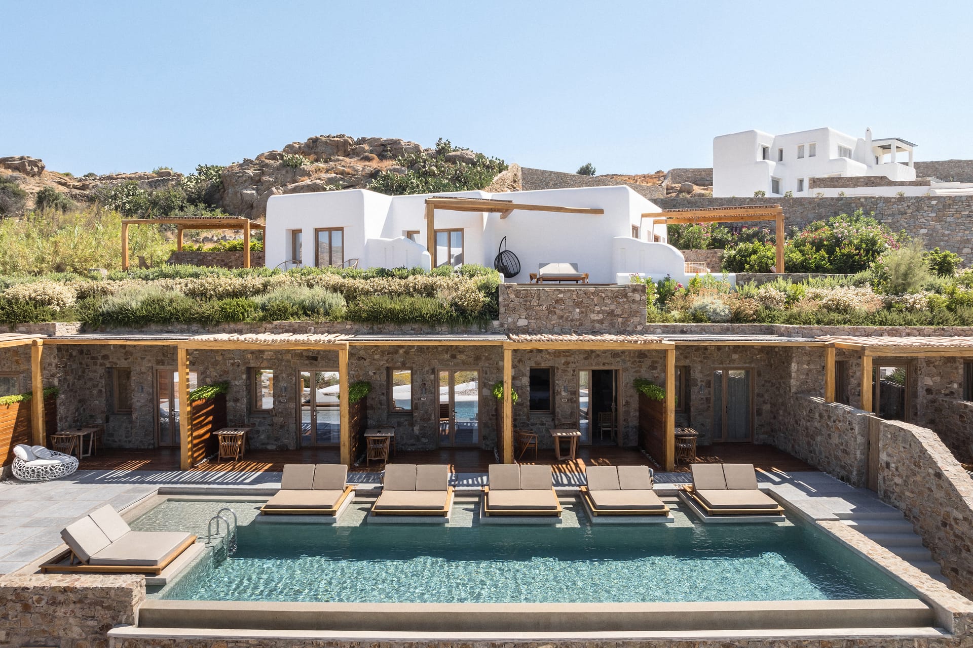 Junior Suite with Shared Pool & Partial Sea View