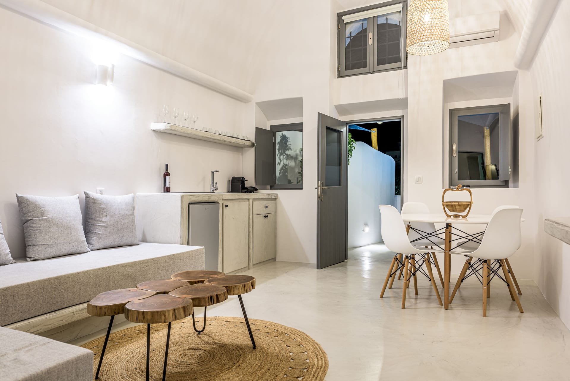 Anila Suites Santorini - RNSUIT - 3