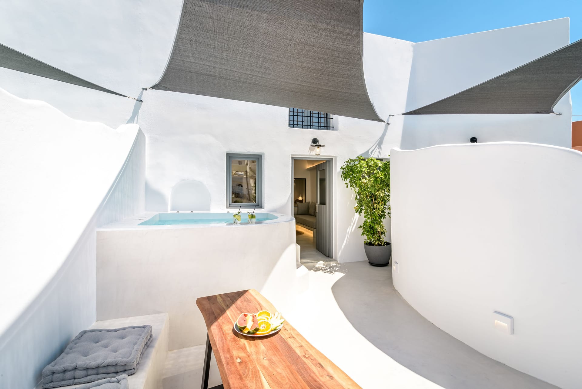 Anila Suites Santorini - RNSUIT - 11