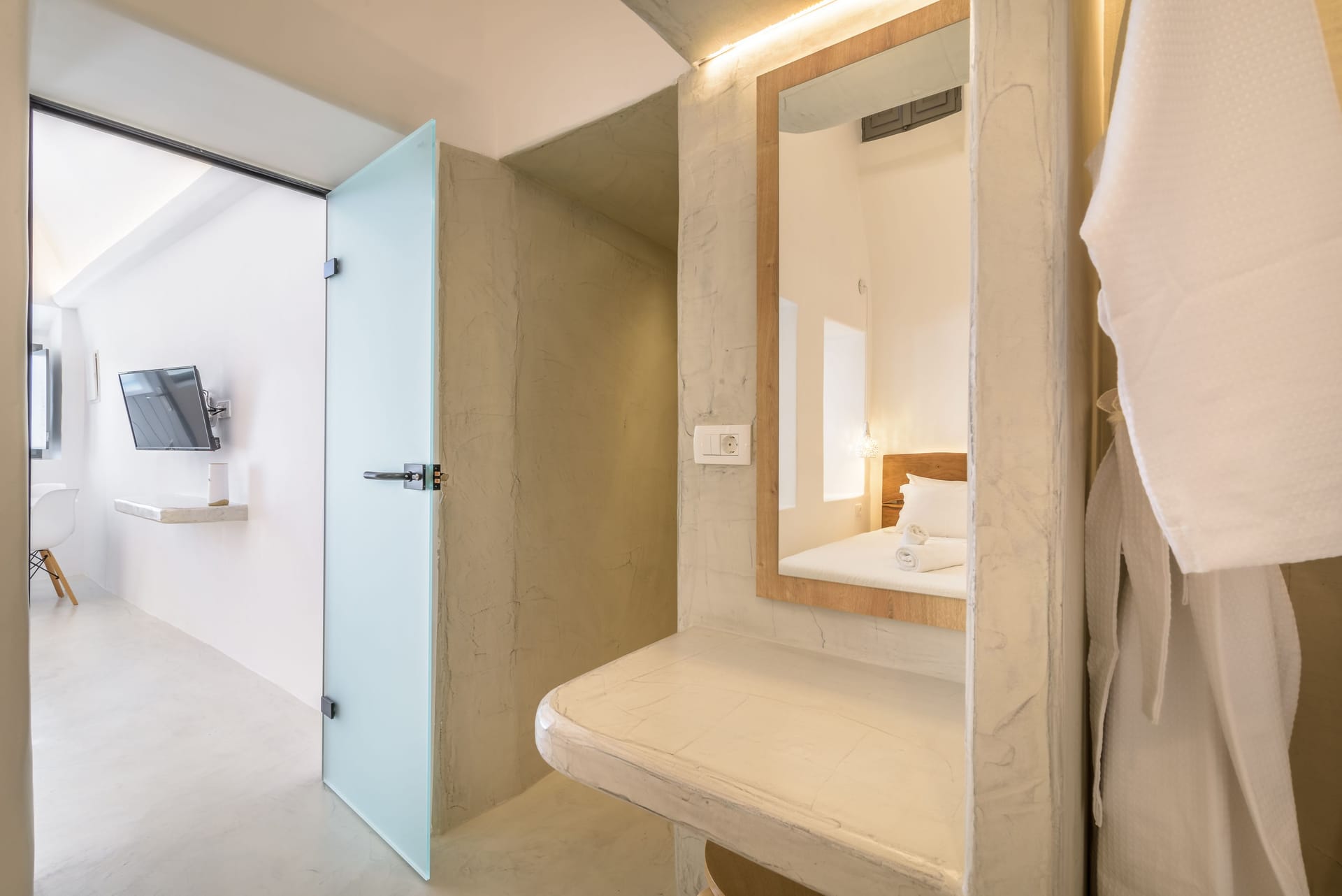 Anila Suites Santorini - RNSUIT - 24