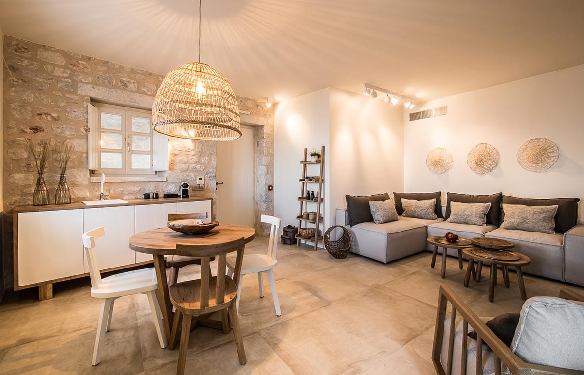 Bassa Maina Villas & Suites - LATERR - 2