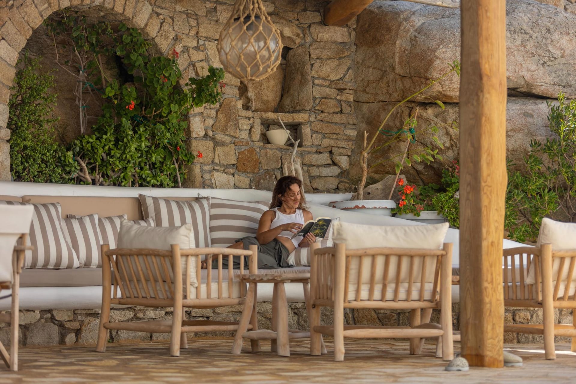 Bill & John Mykonos - KANALI - 7