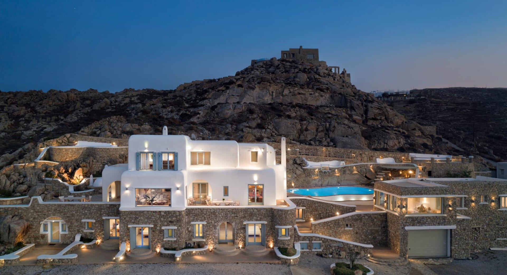 Bill & John Mykonos - KANALI - 21