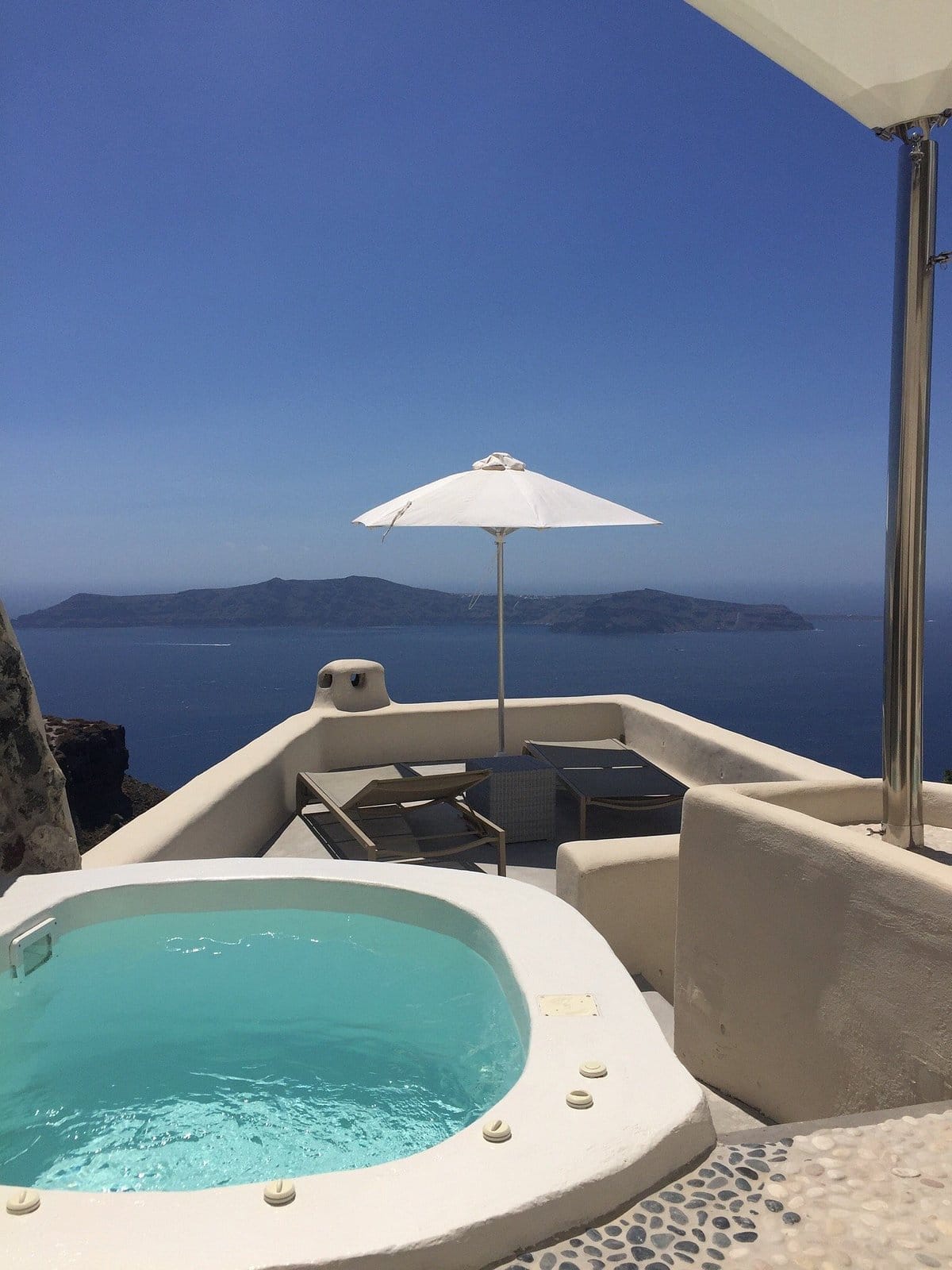 Vanilla Room with Outdoor Hot Tub & Caldera View