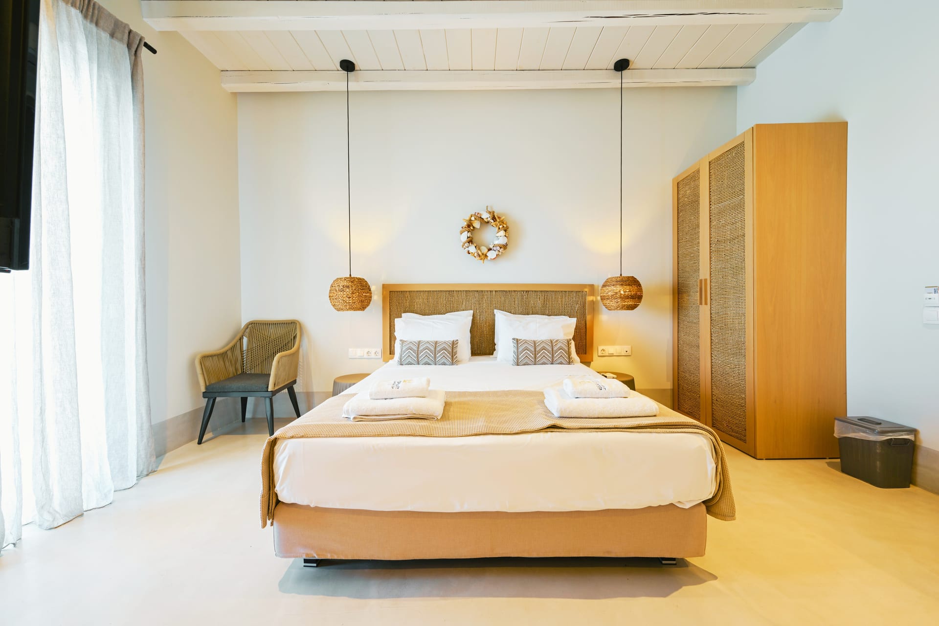 Double Bed Luxury Boutique Suite with Private Plunge Pool