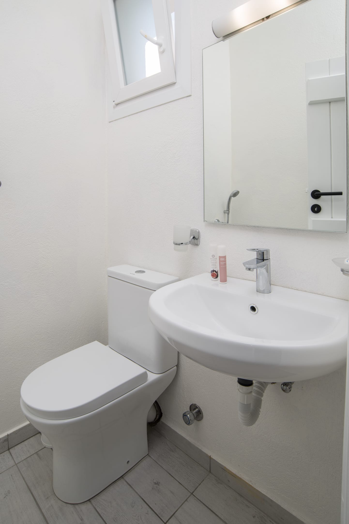 Depi’s Luxury Villas - YELLOE - 8