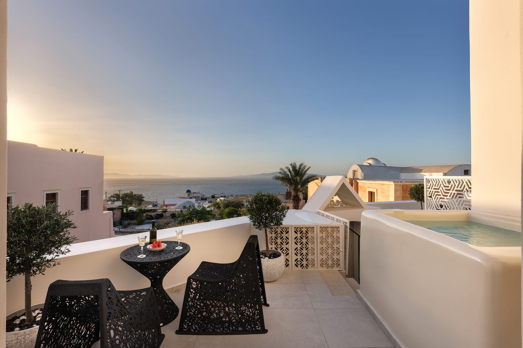 Executive Suite with Outdoor Heated Plunge Pool