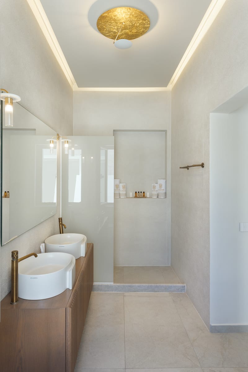 La Madeleine Oia Suites & Caves - COSY - 10