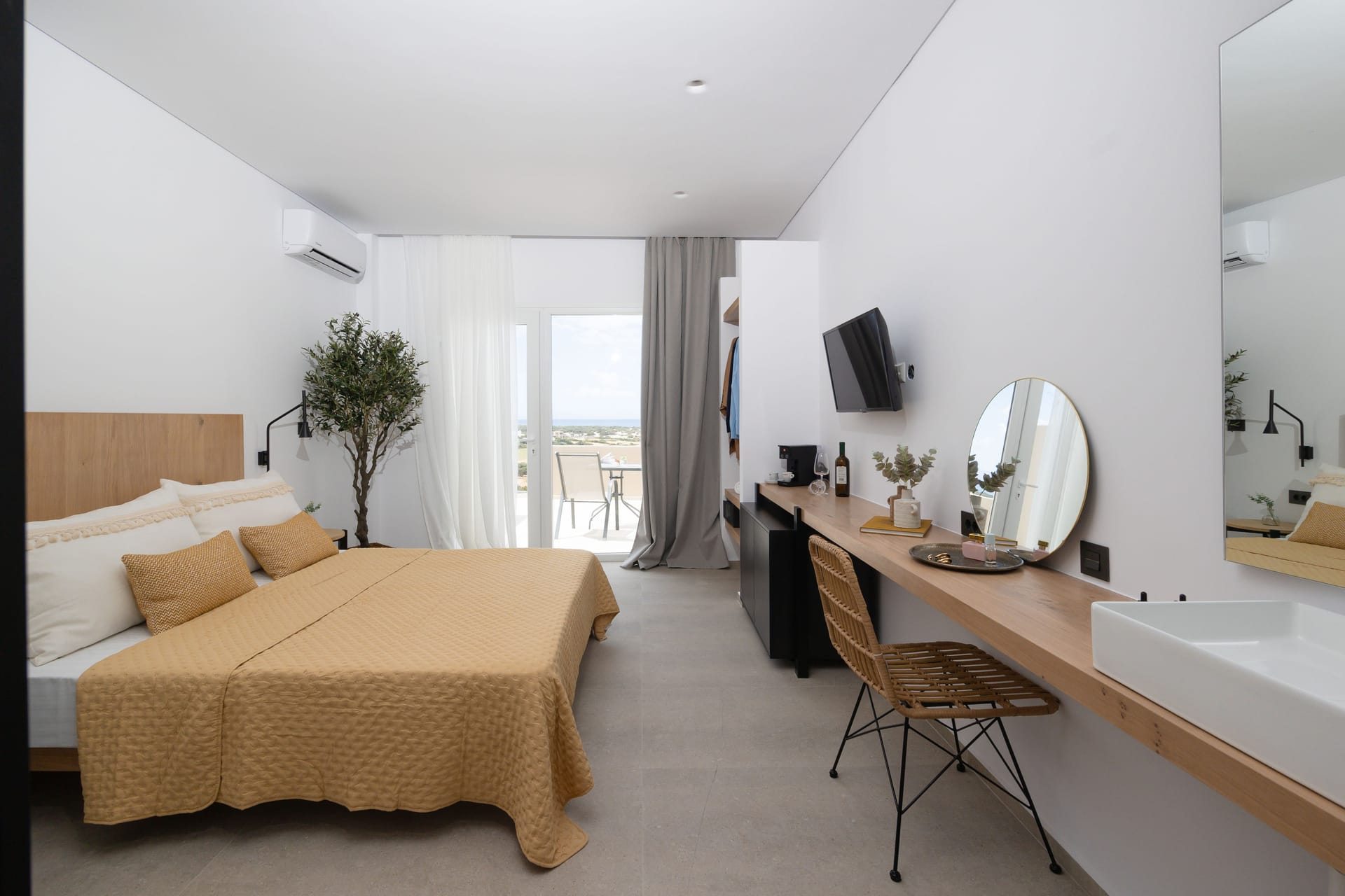 King Suite with Sea View