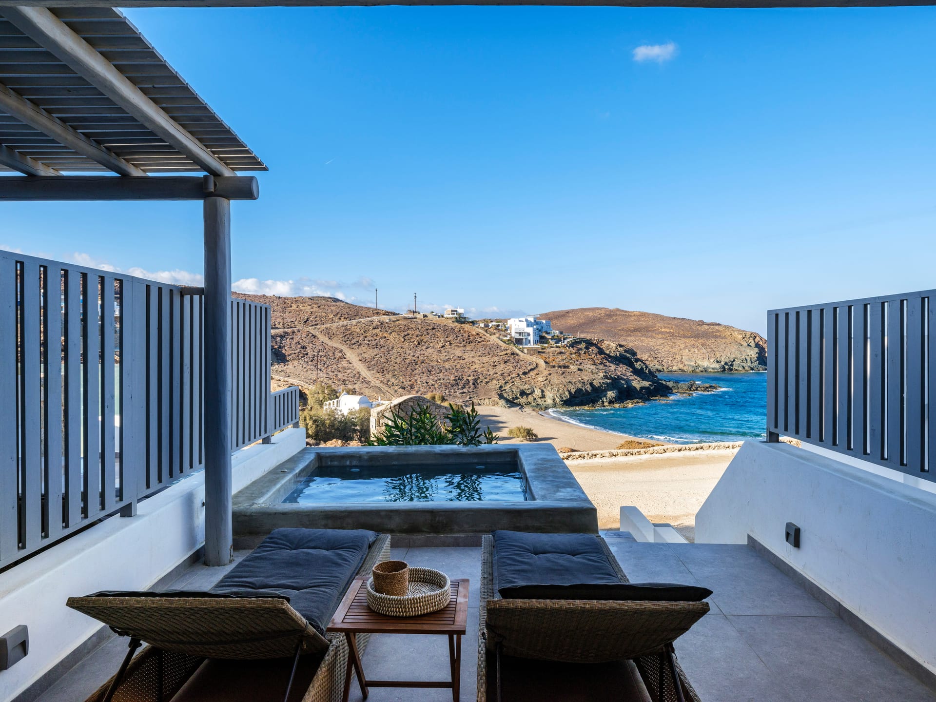 Alkistis Sea View Suite with Jacuzzi
