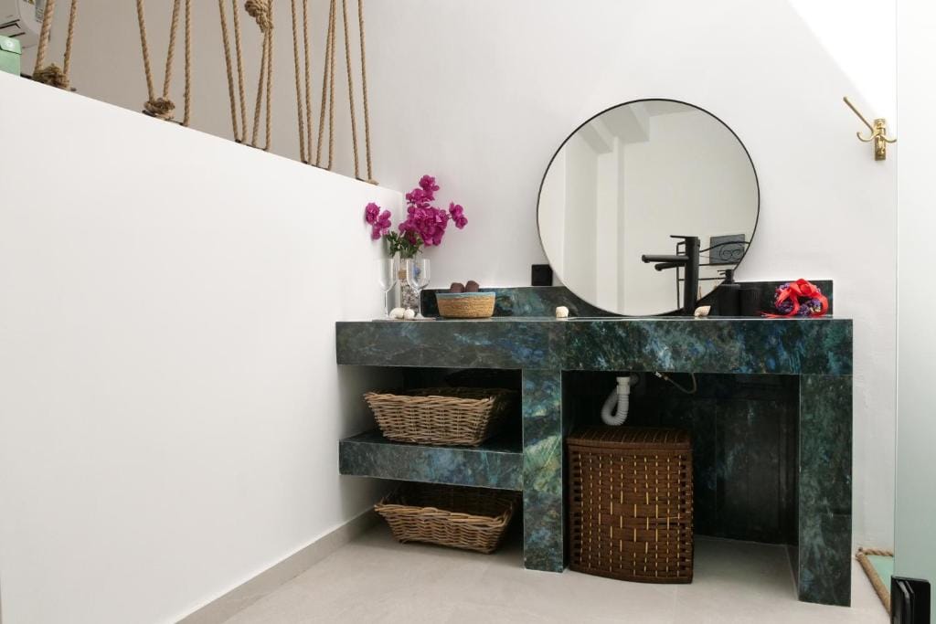 Seabed Suites - SBJ1 - 19