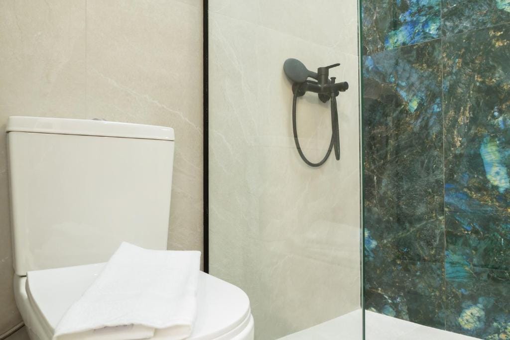 Seabed Suites - SBJ1 - 16