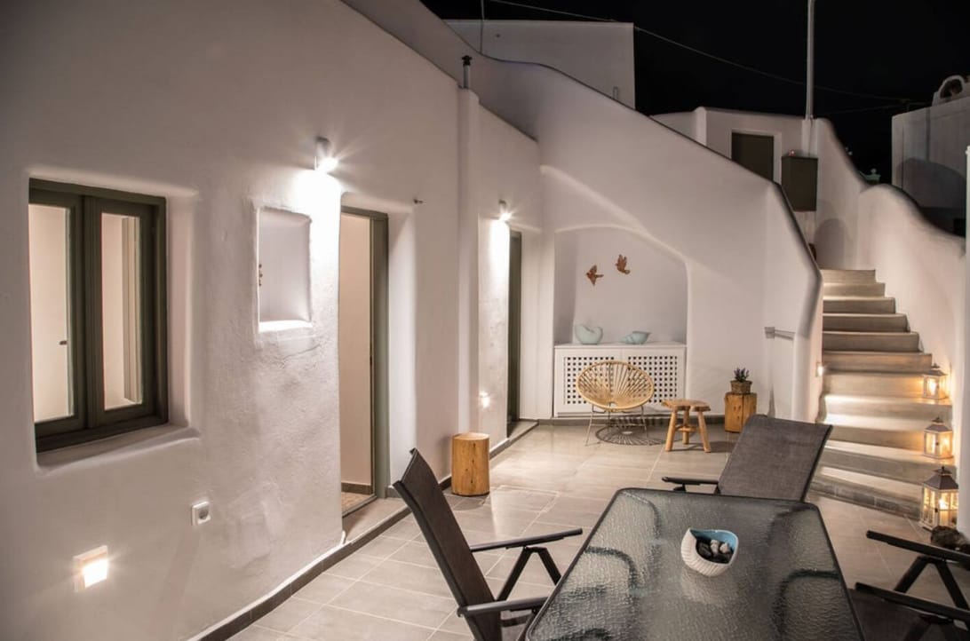 Astrea Suites Santorini - FEGGAR - 12