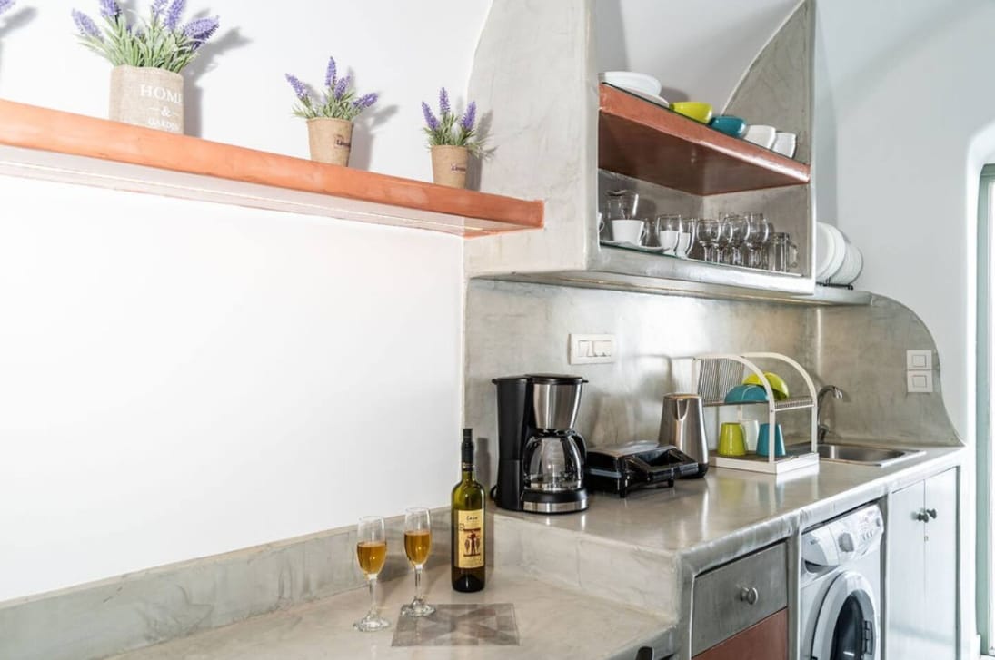 Astrea Suites Santorini - FEGGAR - 17