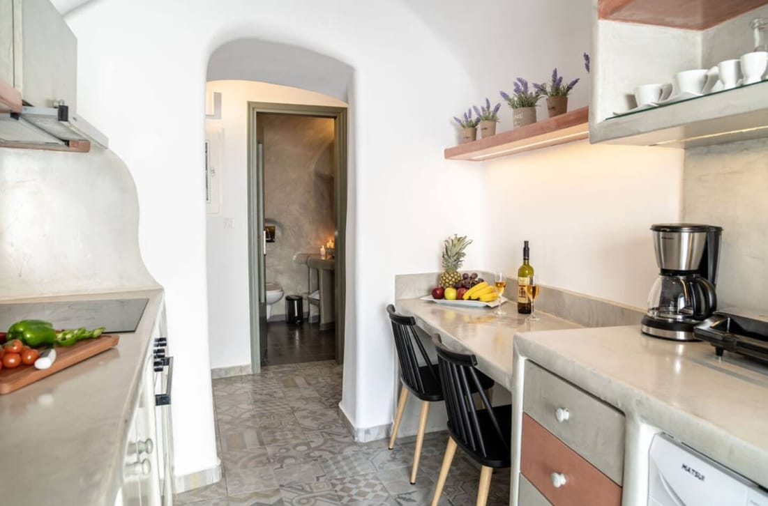 Astrea Suites Santorini - FEGGAR - 40