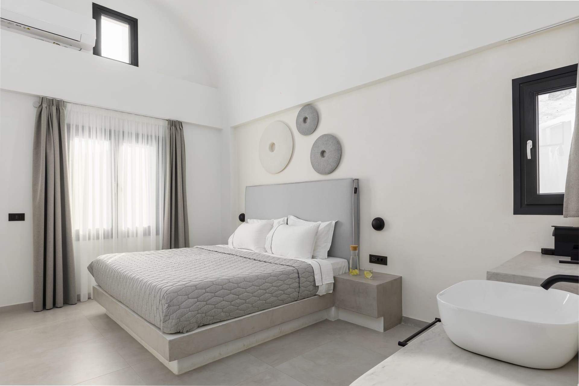 Ble Suites Santorini - COM - 7