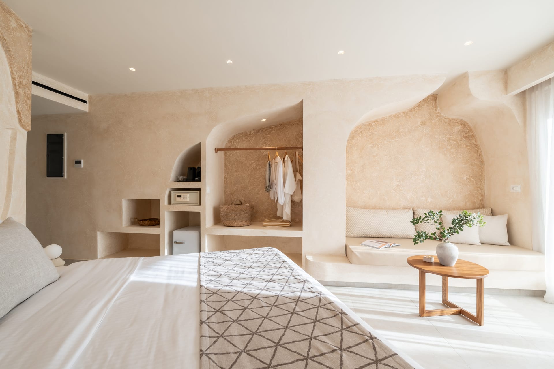 Swim – Up Junior Suite
