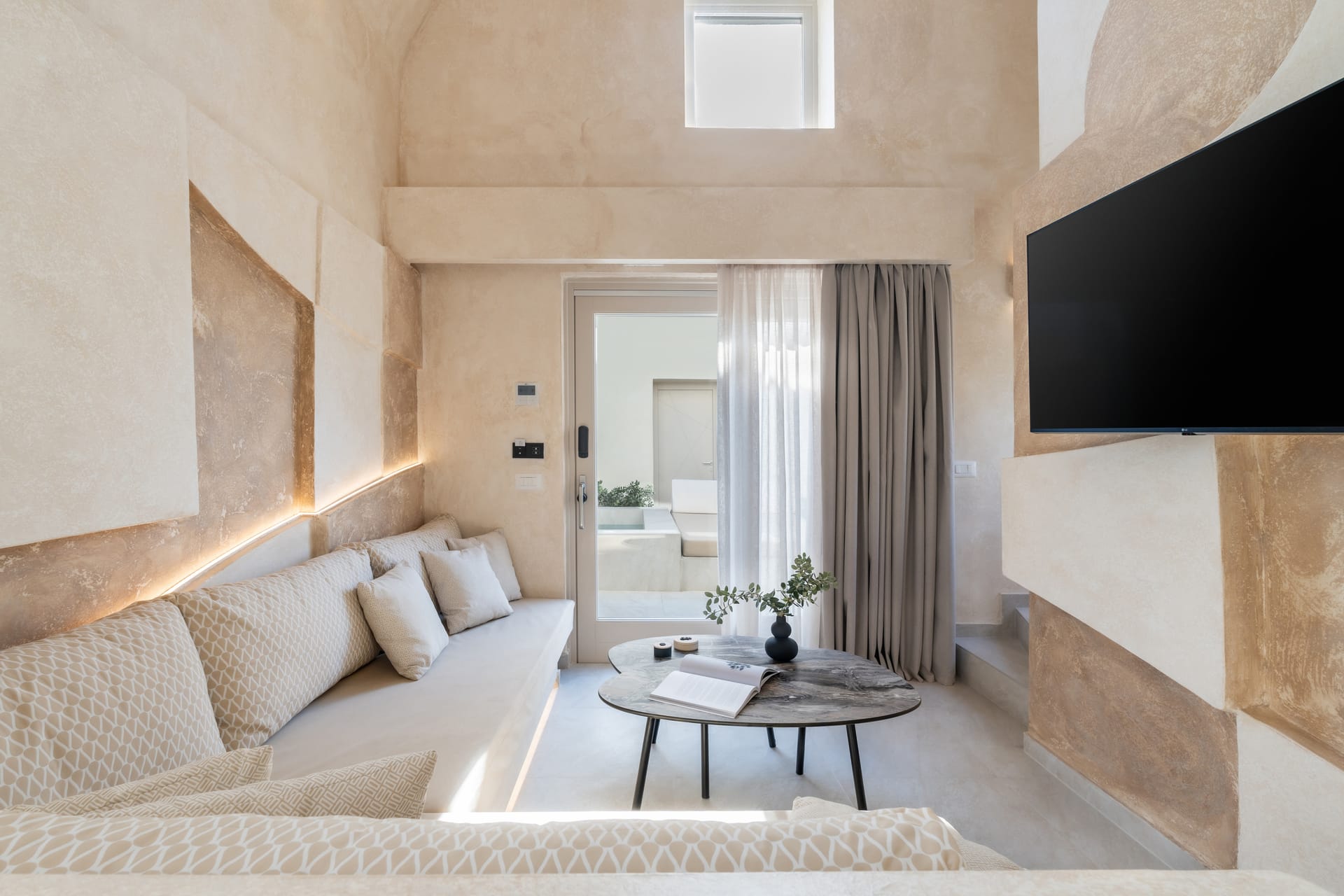 Heyday Luxury Suites - MJ - 3