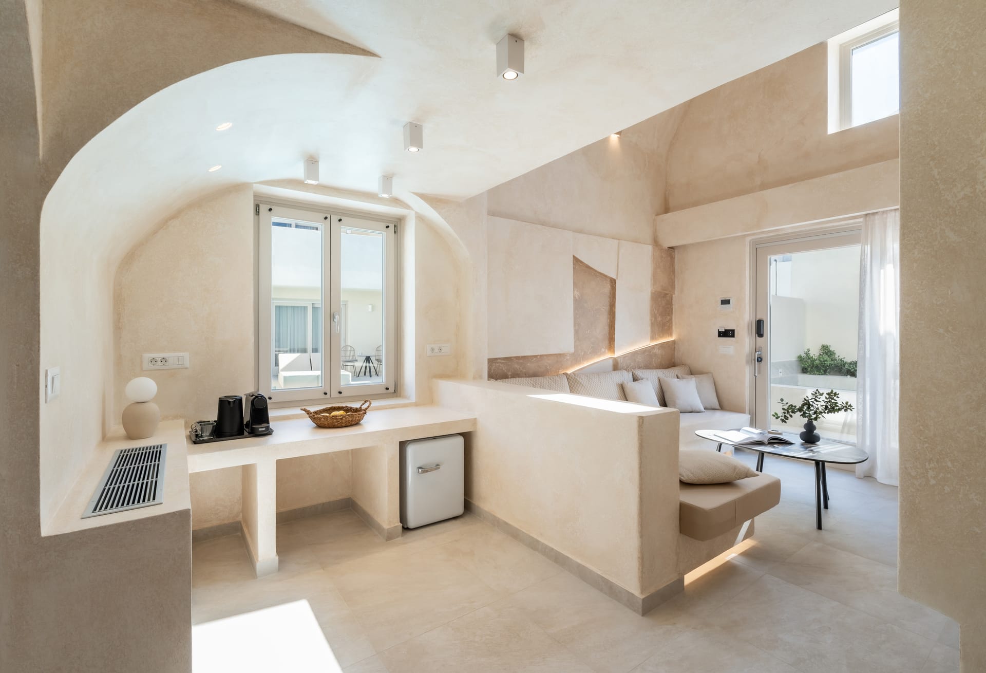 Heyday Luxury Suites - MJ - 4