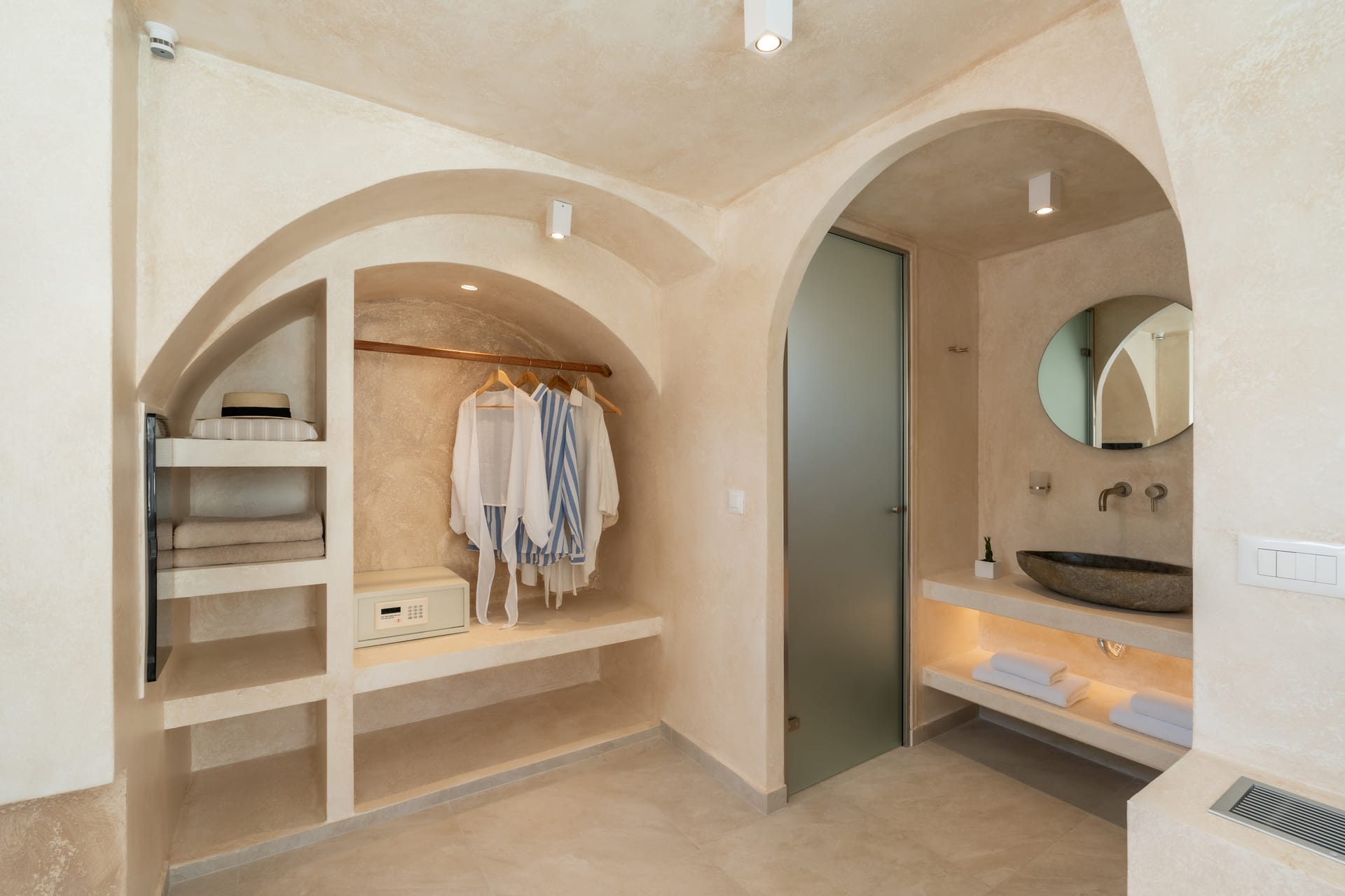 Heyday Luxury Suites - MJ - 6