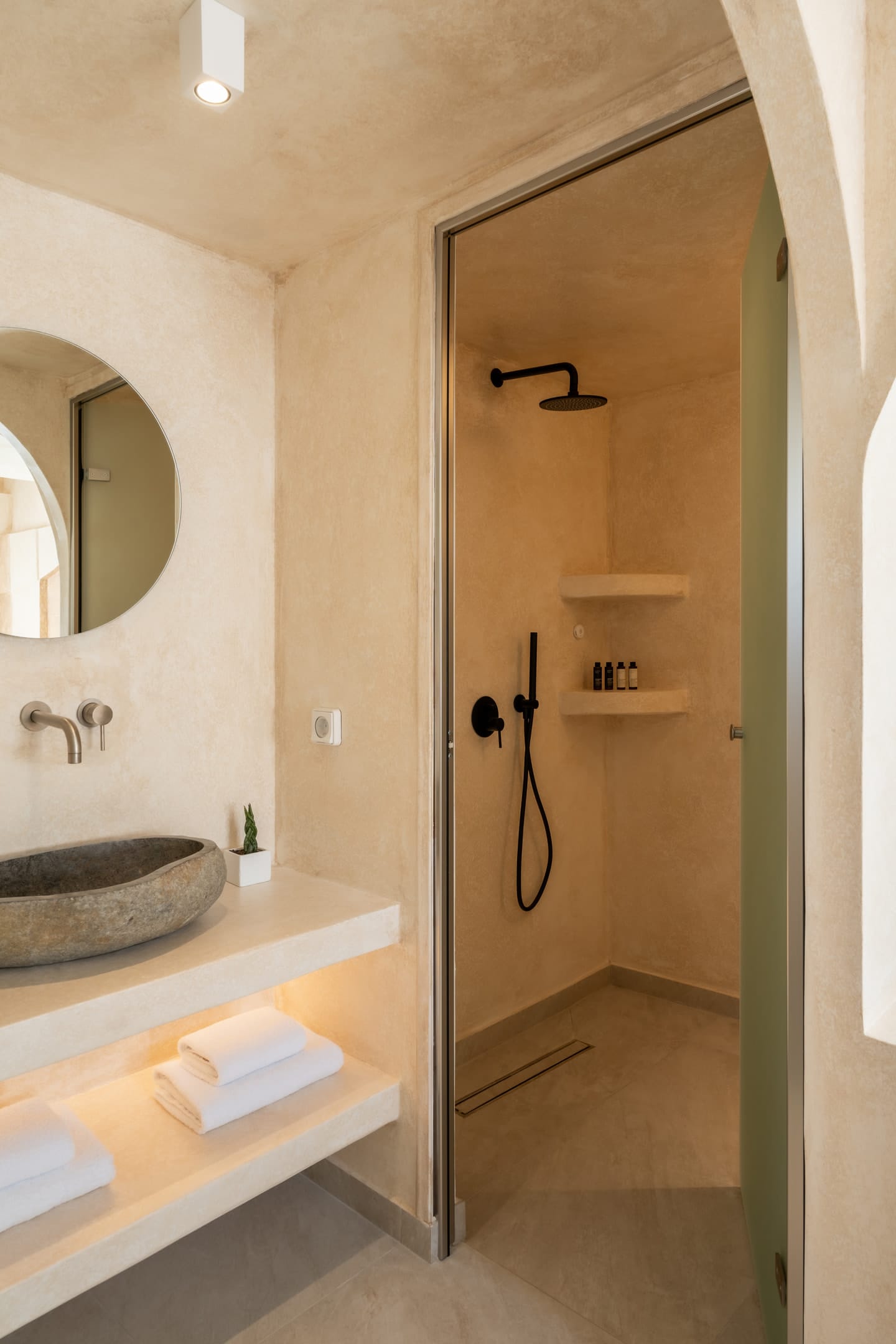 Heyday Luxury Suites - MJ - 8