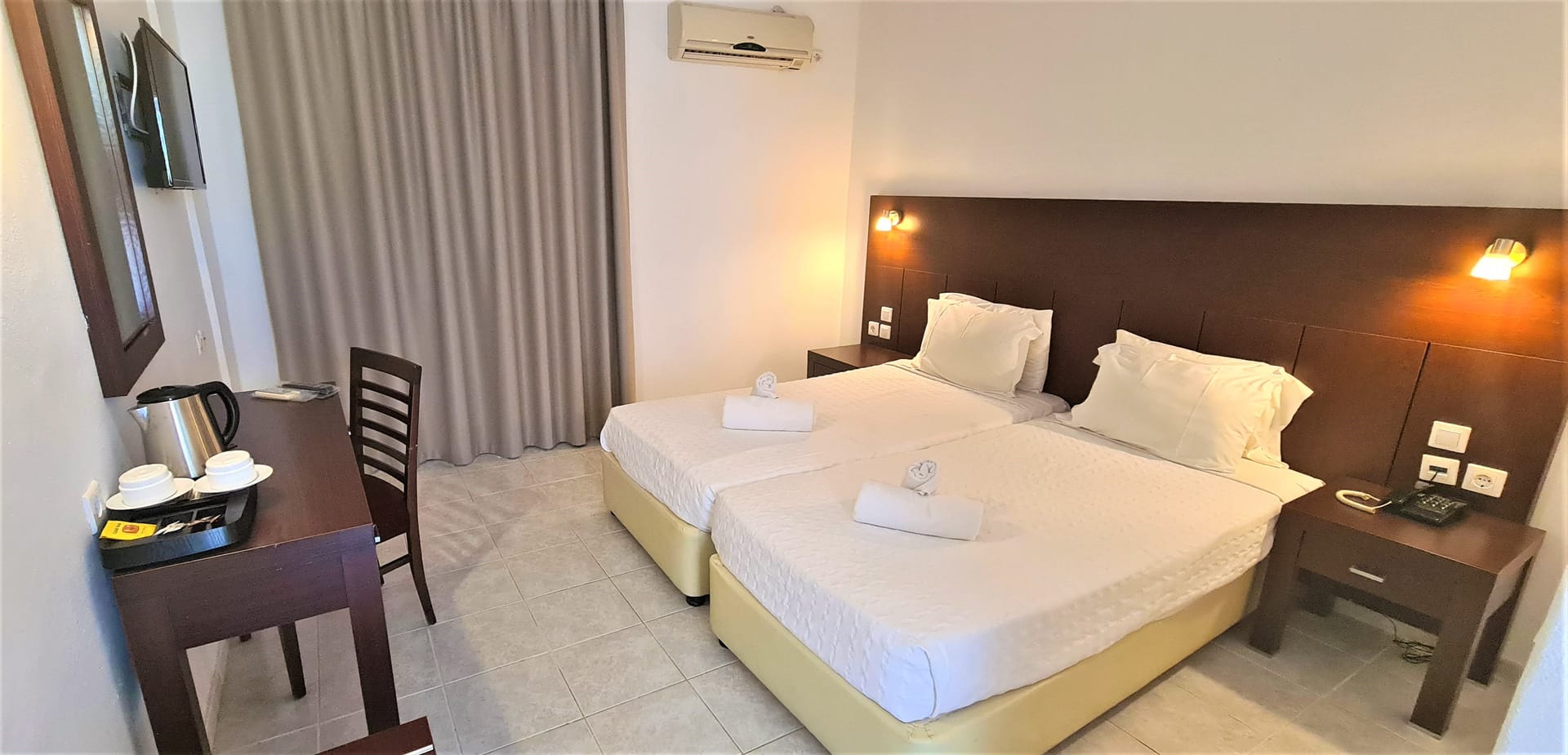 ECONOMY ROOM