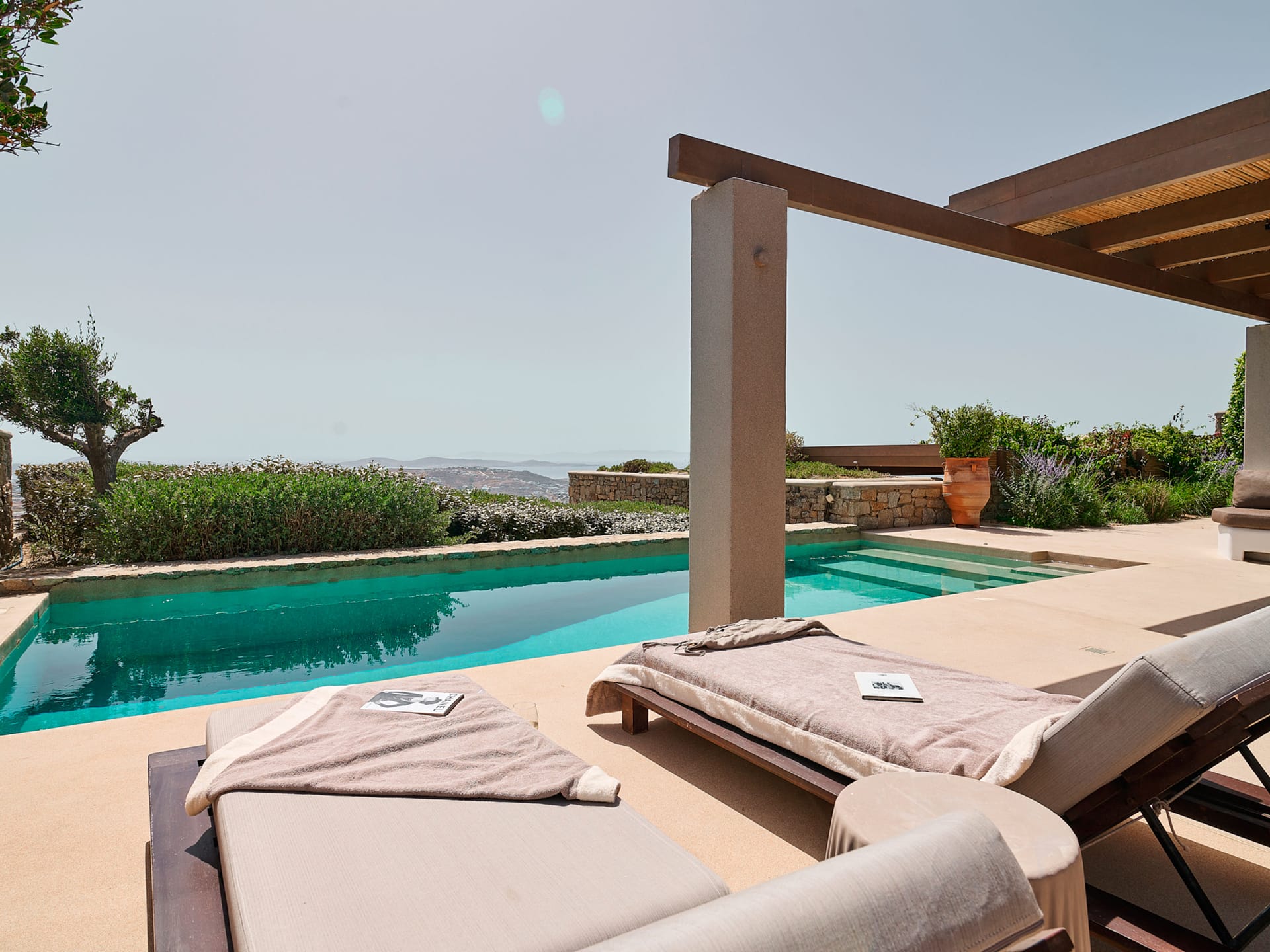 Kounoupas Complex by Mykonos Rocks - AMETH - 4