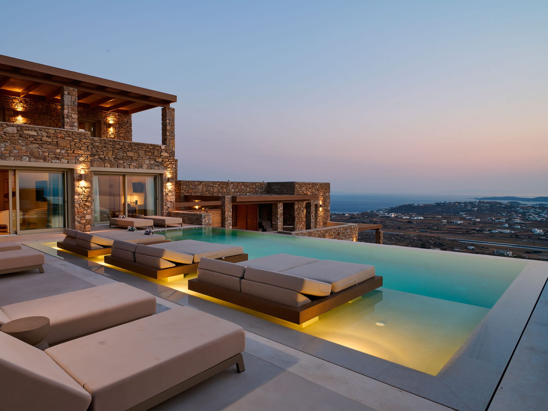 Kounoupas Complex by Mykonos Rocks - CRYSTA - 3