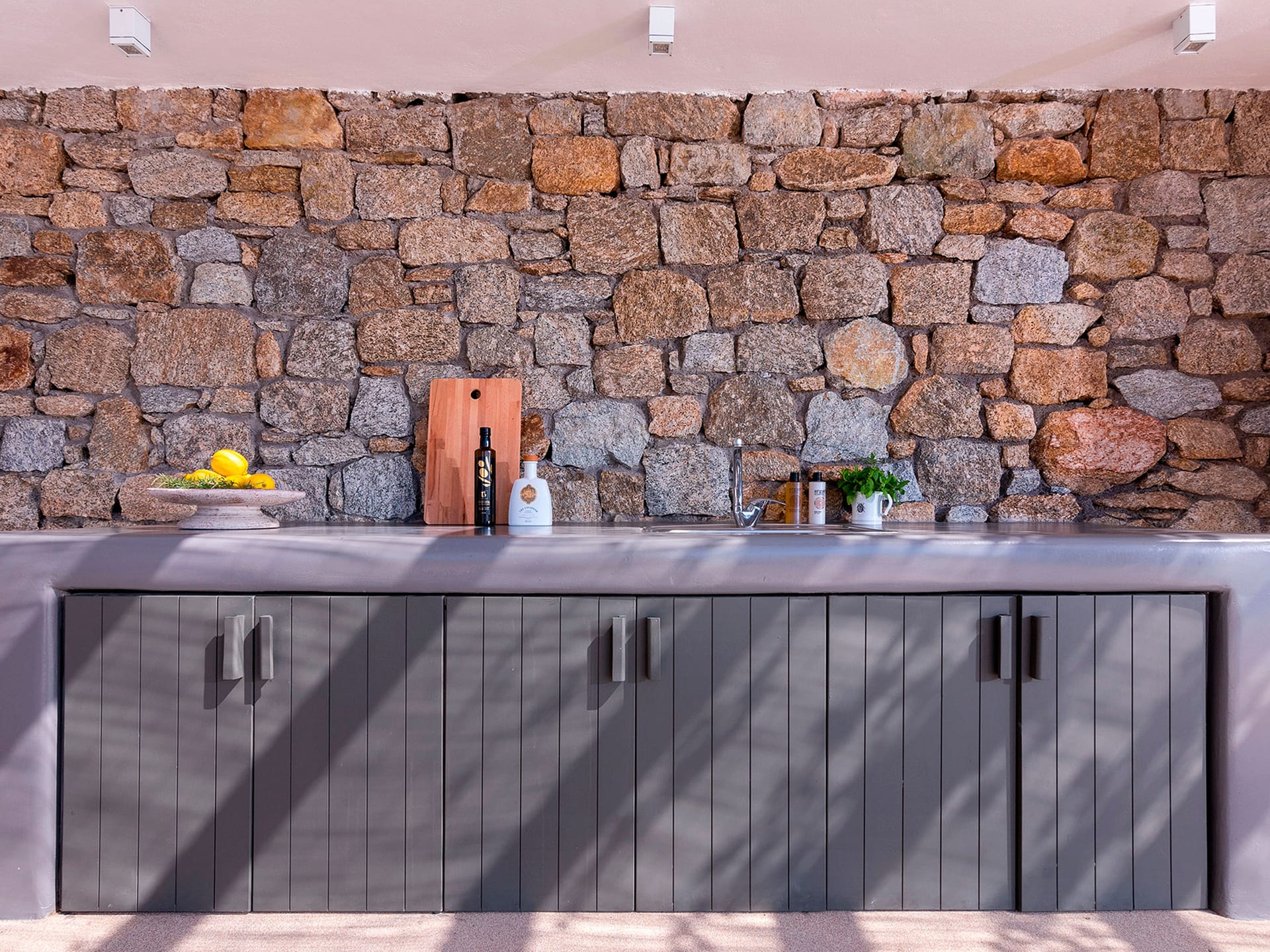 Kounoupas Complex by Mykonos Rocks - ALABAS - 6
