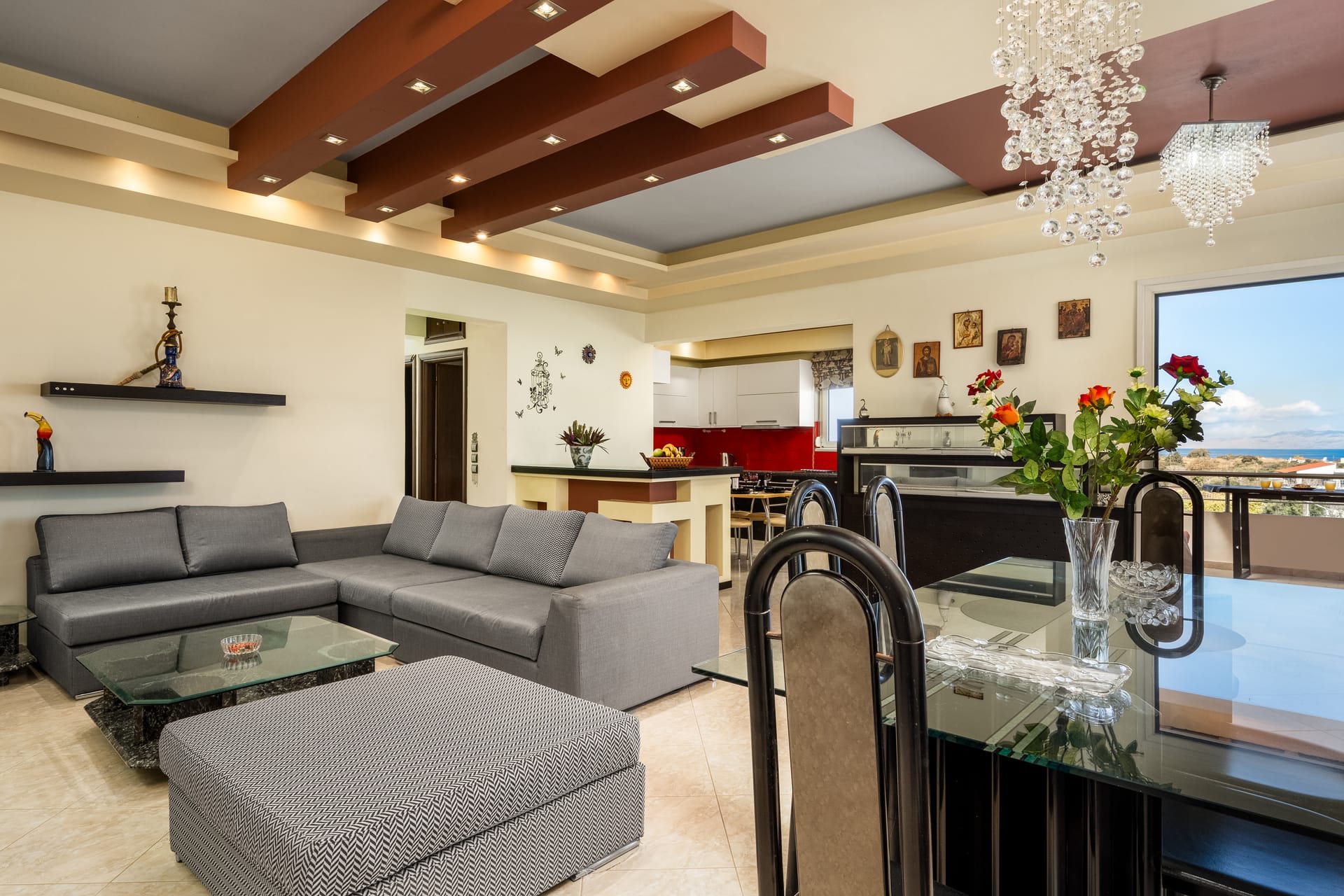 Stavroulas Amazing House
