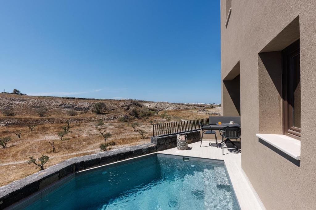Grand Villa with Outdoor Hot Tub and Private Pool