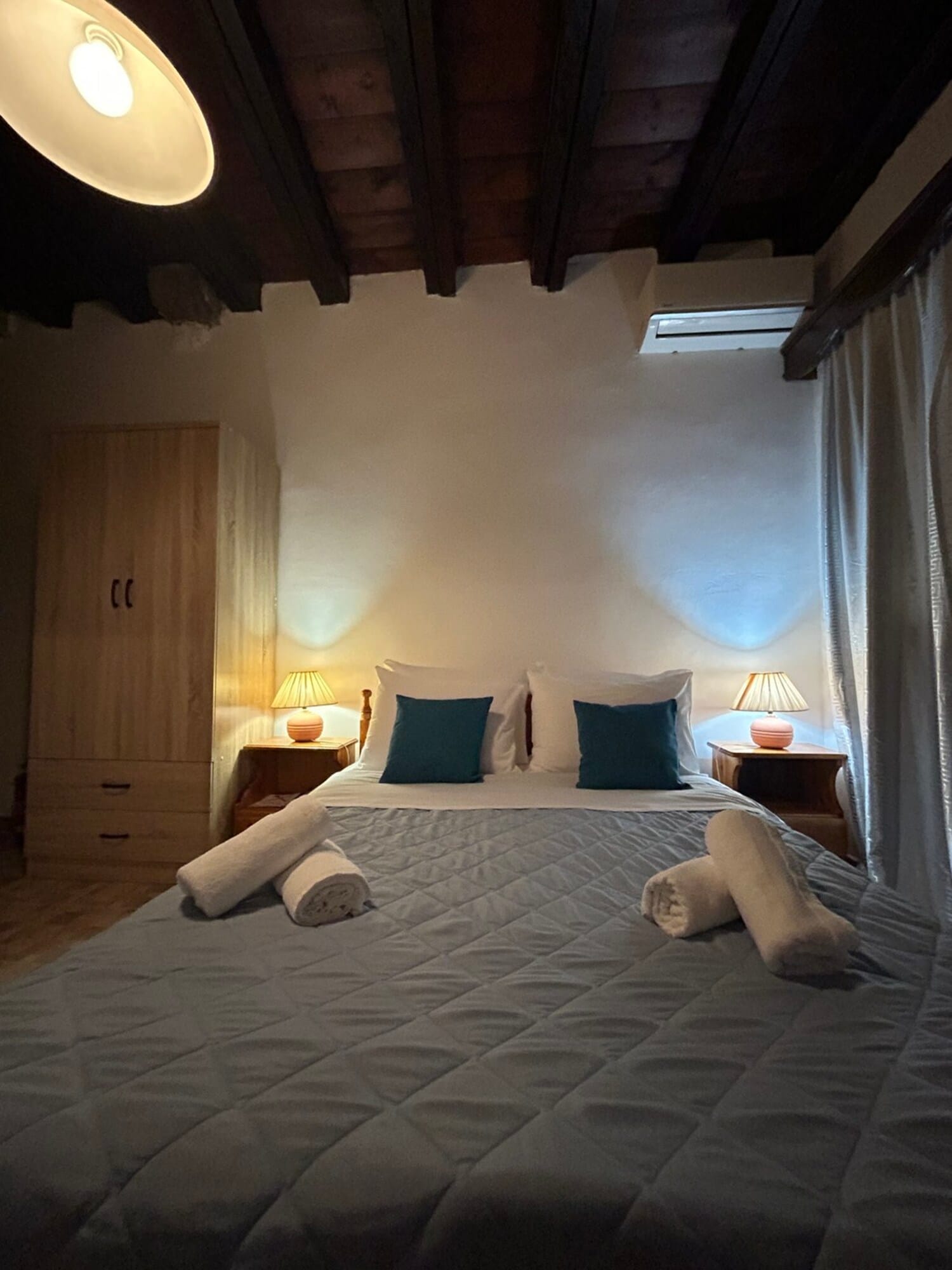 Zoe House-Old Town