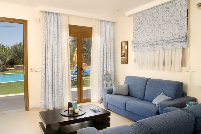 Executive – 2 Bedroom / 2 Bathroom Villa