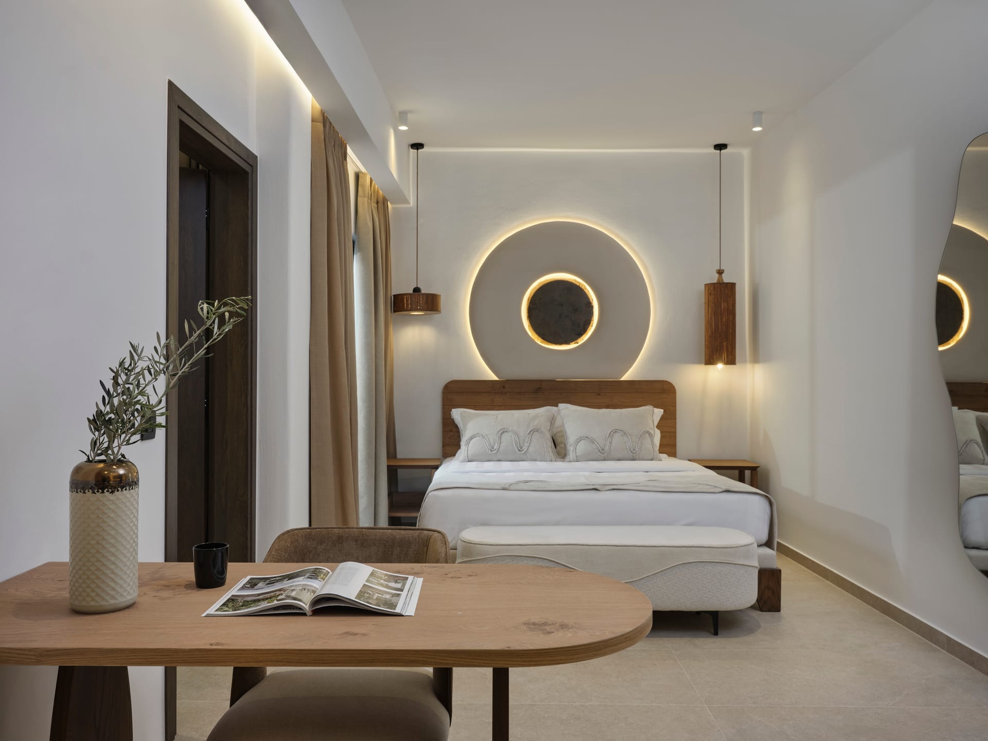 Premium Two-Bedroom Apartment With Private Jaccuzi