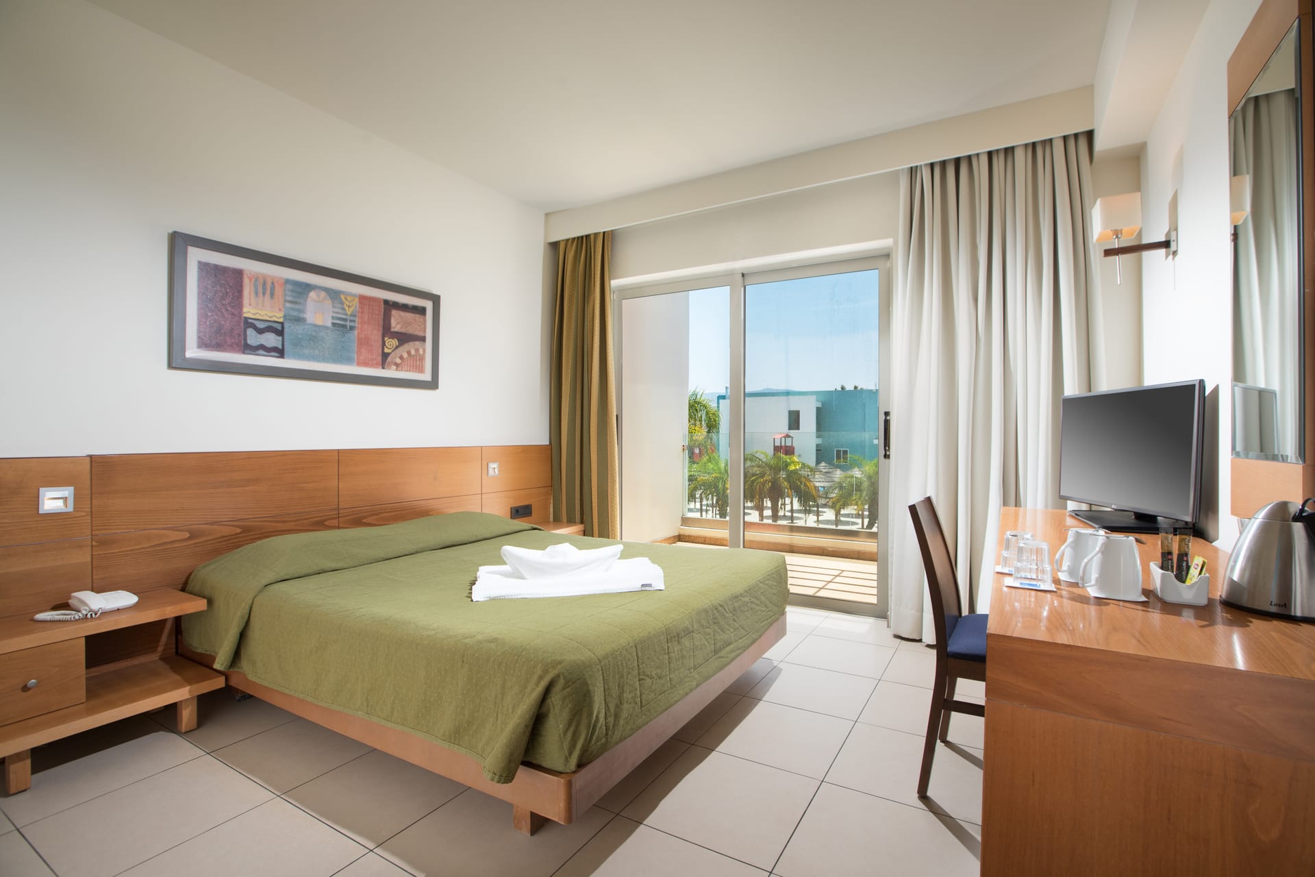 Blue Lagoon Resort - FAMSAT - 3