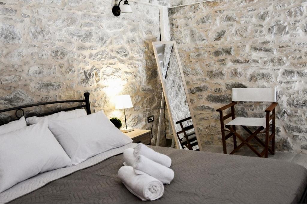 Rhodes Holidays Symi - STONEG - 4