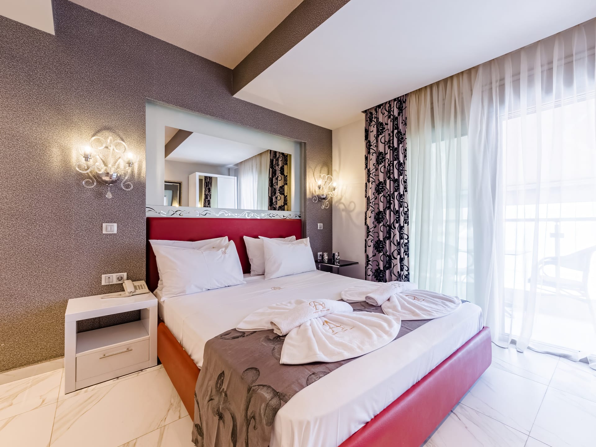 Alpha Luxury Suites - STDBL - 5