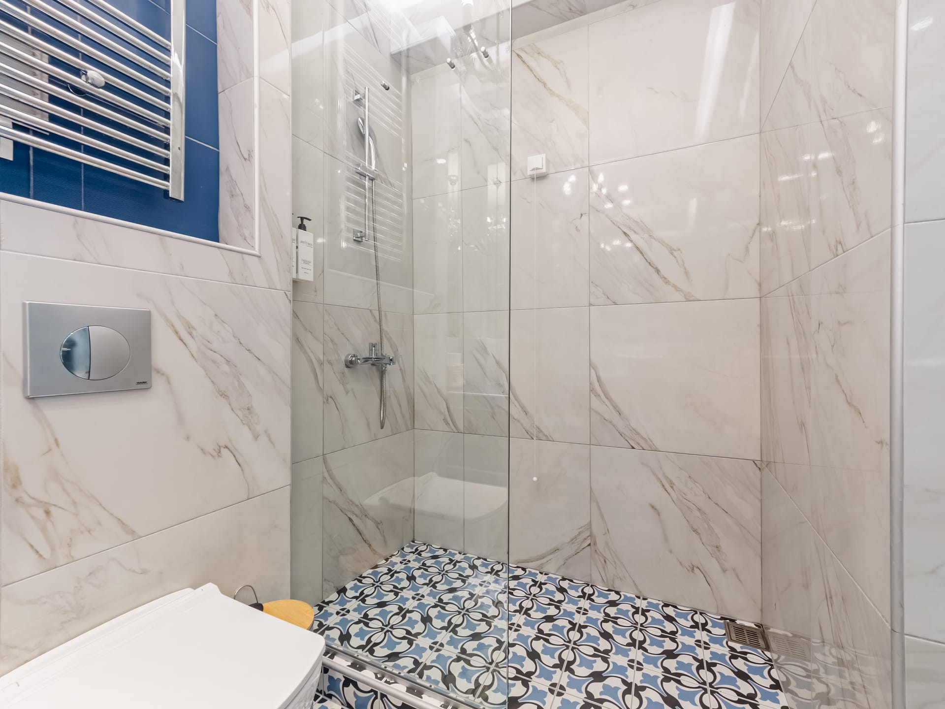 Alpha Luxury Suites - DLDBL - 4