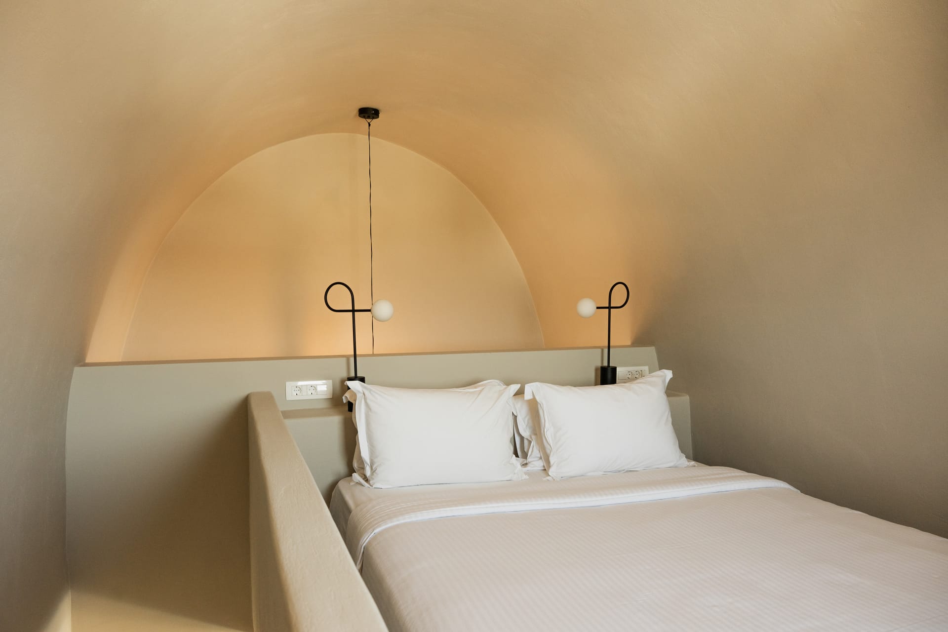 Black Diamond Suites - ELYSIU - 5