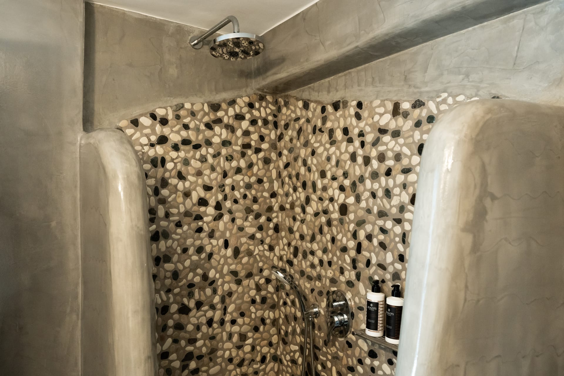 Black Diamond Suites - SUPER - 10