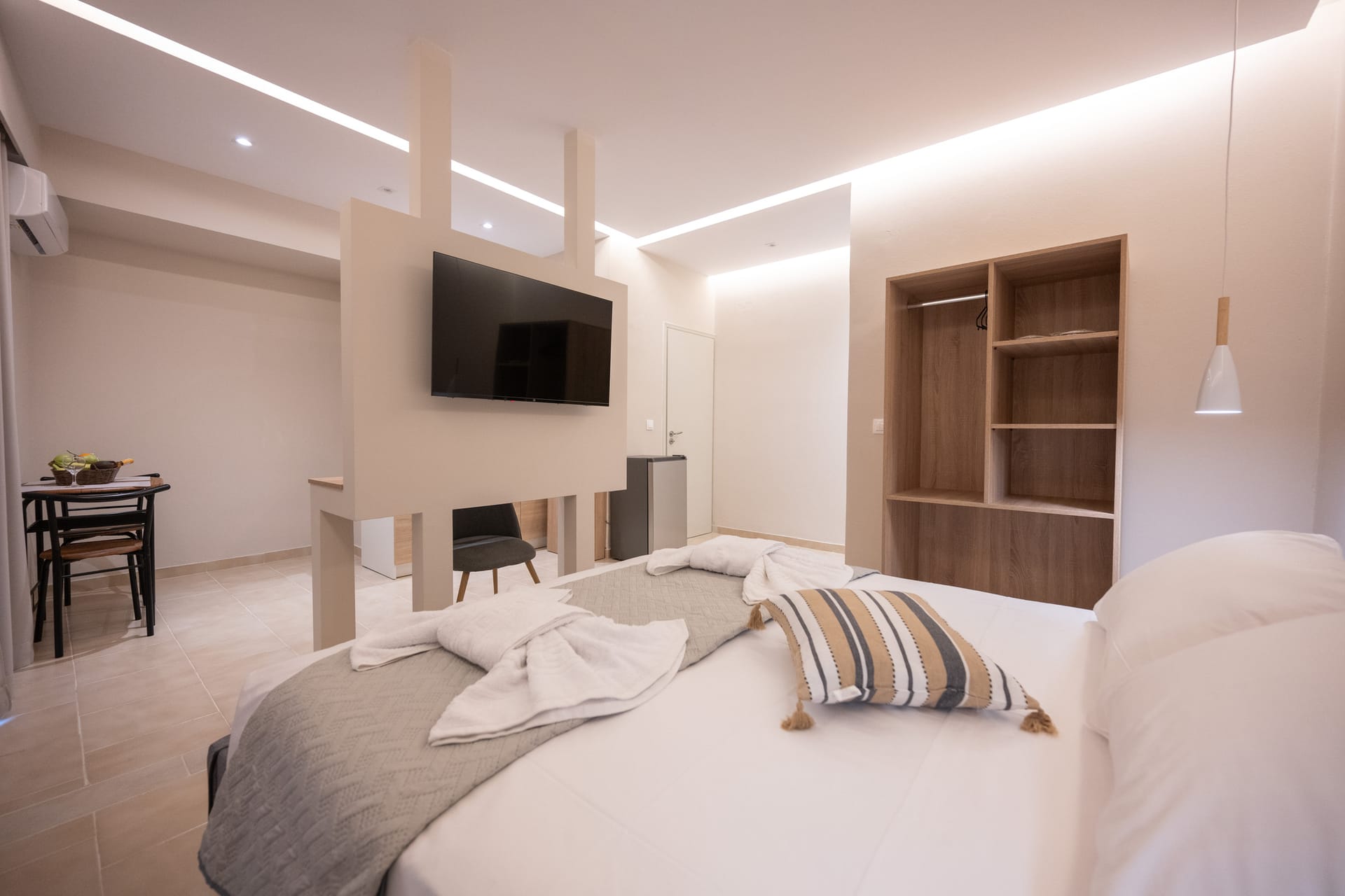 Blue Wave Suites Ixia - JUNETR - 2