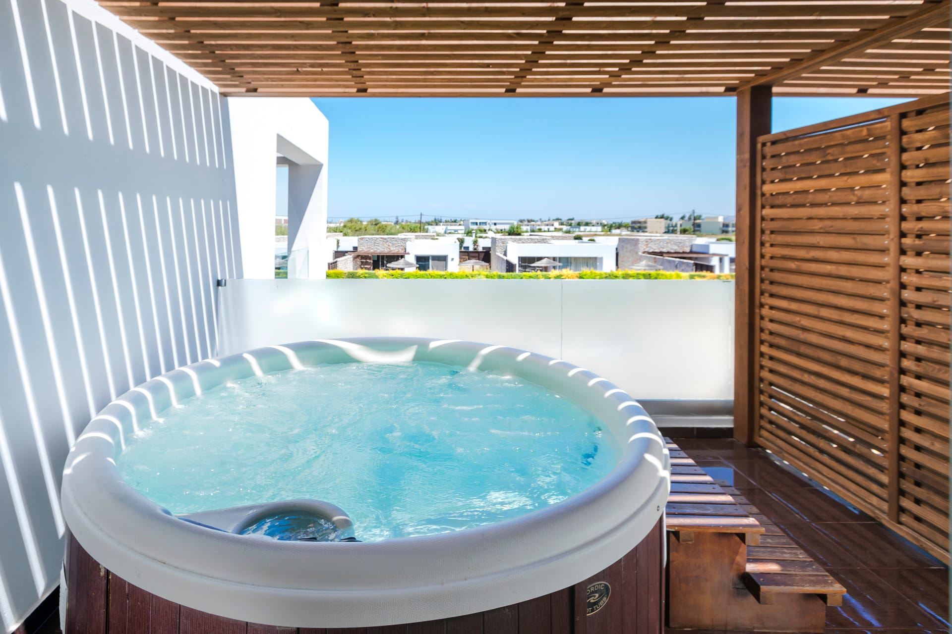 Junior Suite Balcony & Jacuzzi