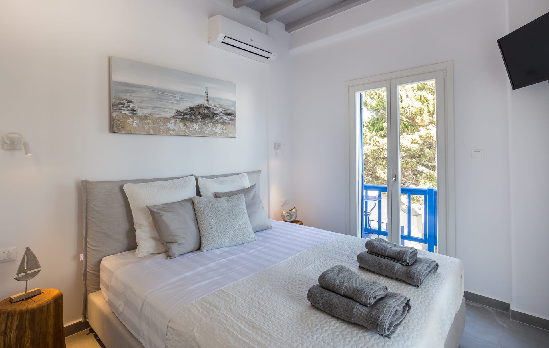 Mykonos Best - ILIANA - 17