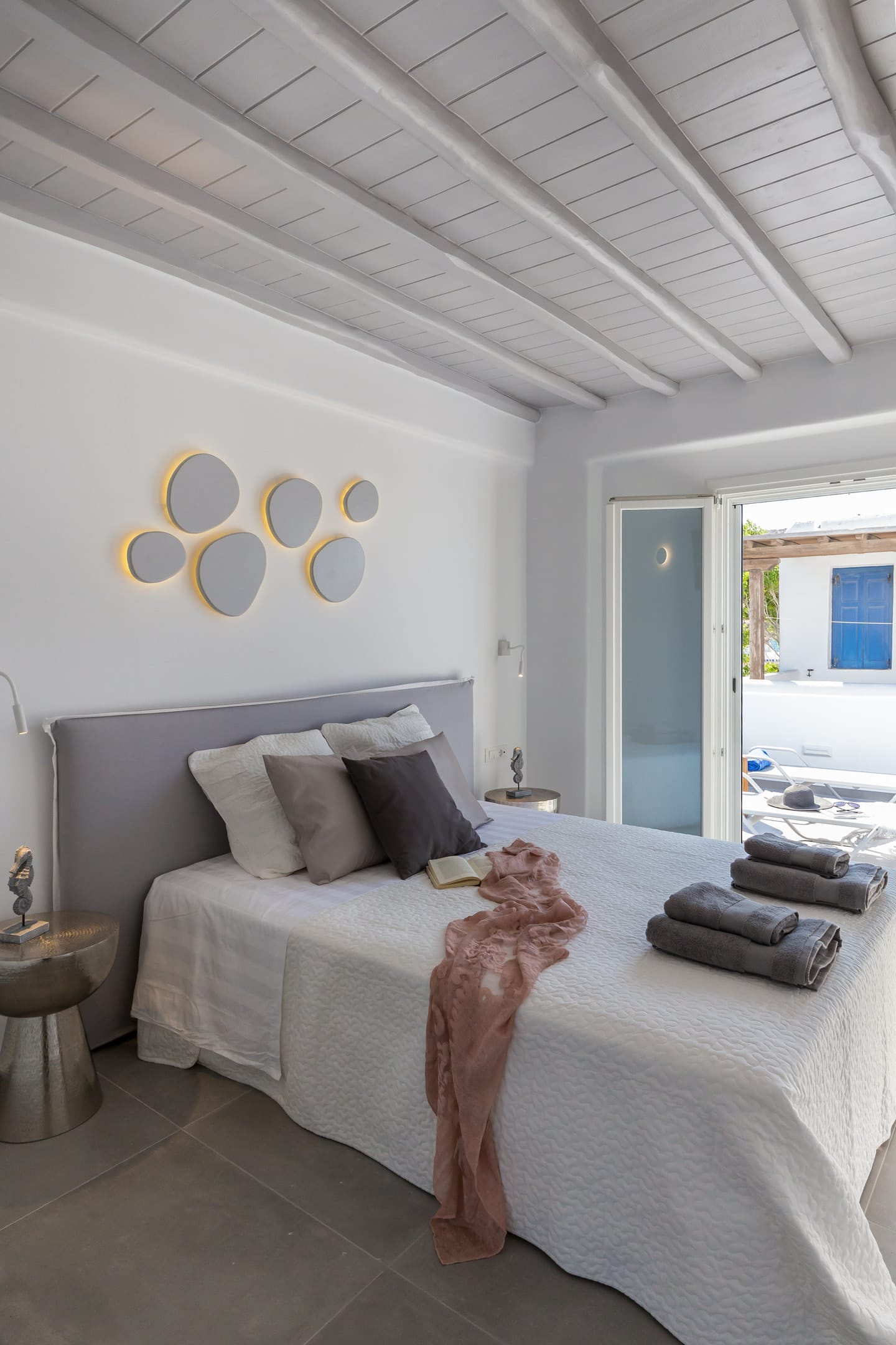 Mykonos Best - ILIANA - 34